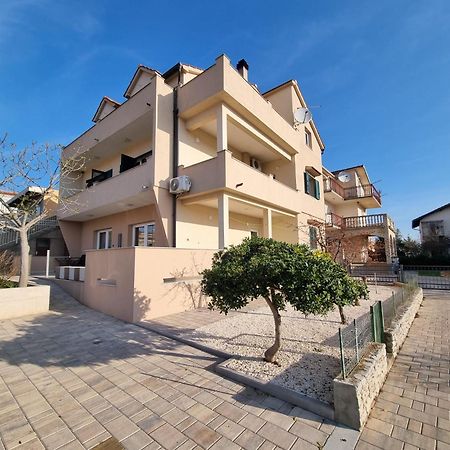 Gracienda Apartamento Bilice Exterior foto