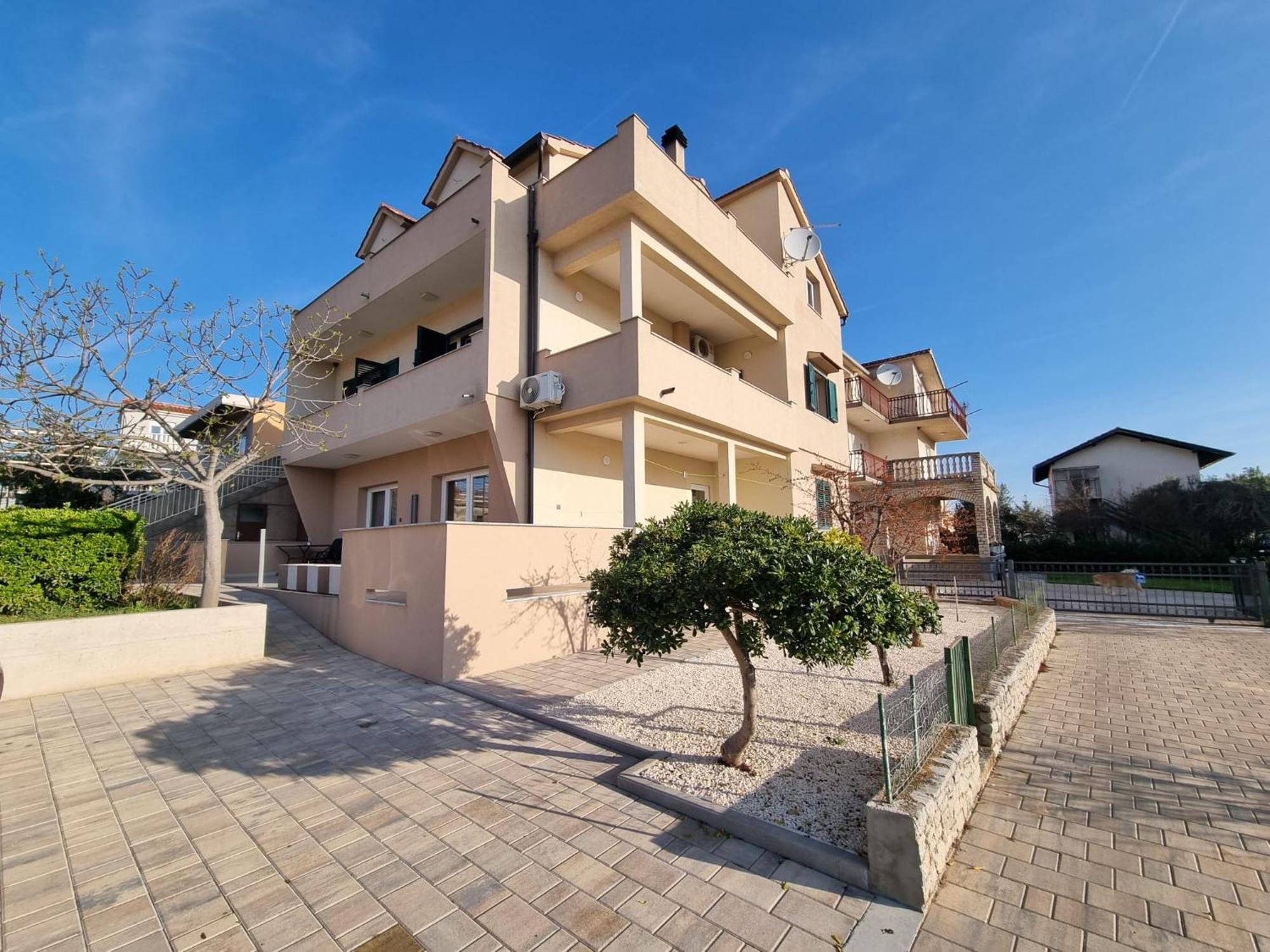 Gracienda Apartamento Bilice Exterior foto